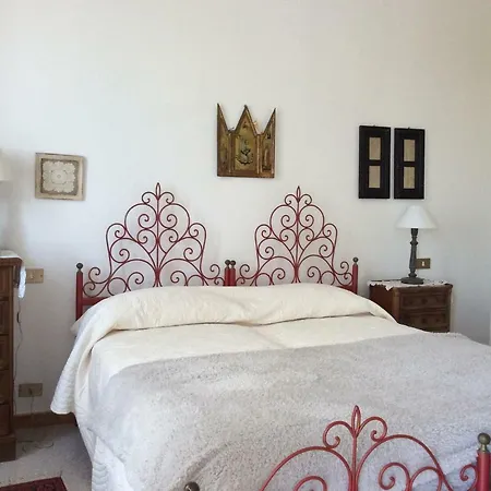 Aia Dei Limoni Holiday home *