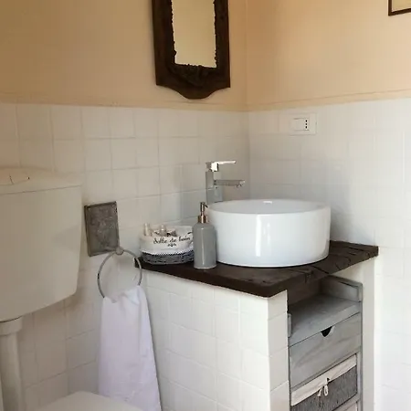 Holiday home Aia Dei Limoni