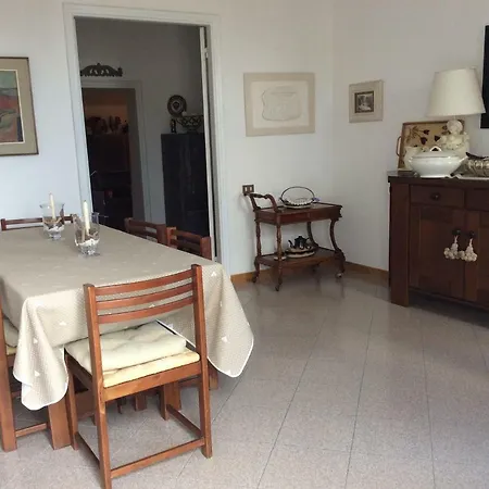 Holiday home Aia Dei Limoni